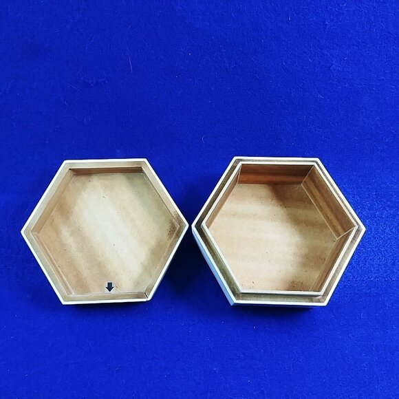 Storage Trinket Vanity Box Antoinette Agate a Pottery Barn Collectible 5" - Picture 6 of 8